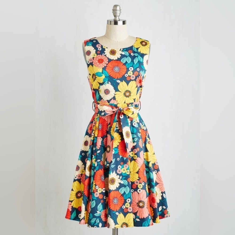 NWOT Ixia Modcloth Midi Dress With Vibrant Floral Print